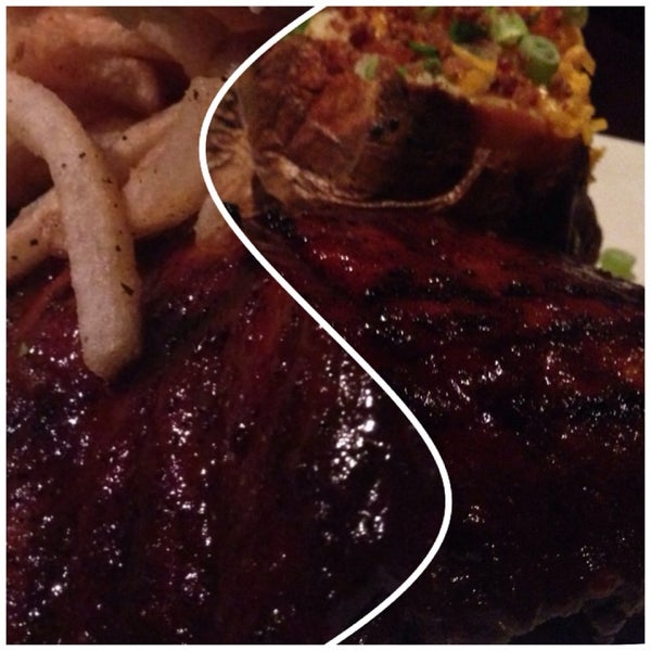 6/13/2014 tarihinde John Hermann D.ziyaretçi tarafından Bâton Rouge Steakhouse &amp; Bar'de çekilen fotoğraf