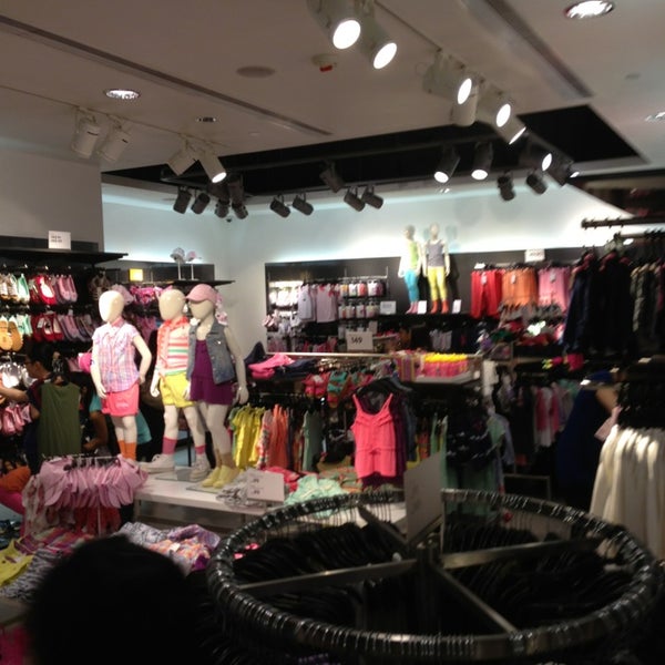 H&m megabox cheap