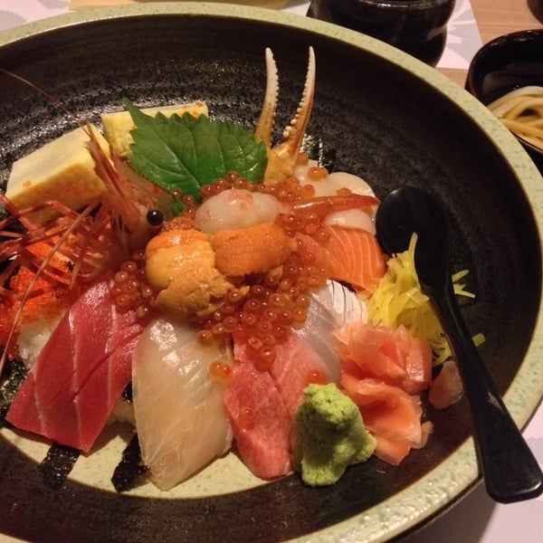 Photo taken at Sushi Kuu by Trish T. on 10/6/2013