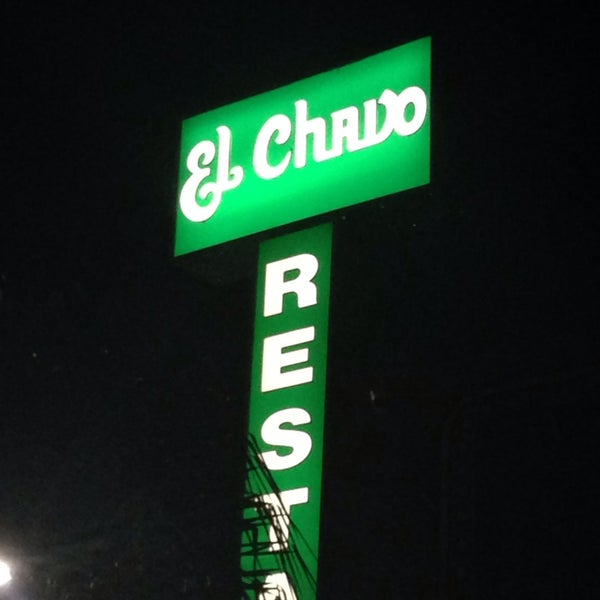 รูปภาพถ่ายที่ El Chavo โดย Mike C. เมื่อ 5/21/2014