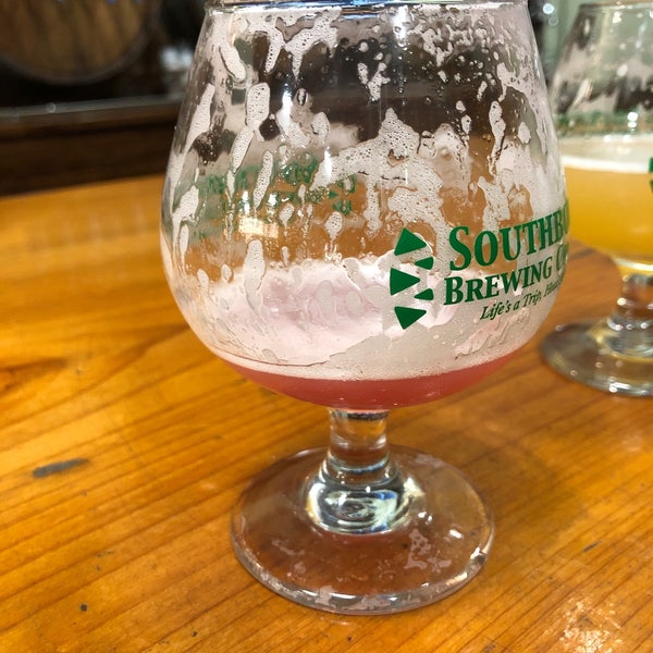 Photo taken at Southbound Brewing Company by Benjamin R. on 7/4/2021