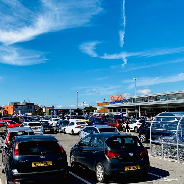 Tesco Supermarket in Prestatyn