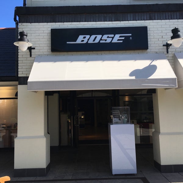 Bose Factory Outlet (Now Closed) 1 tip