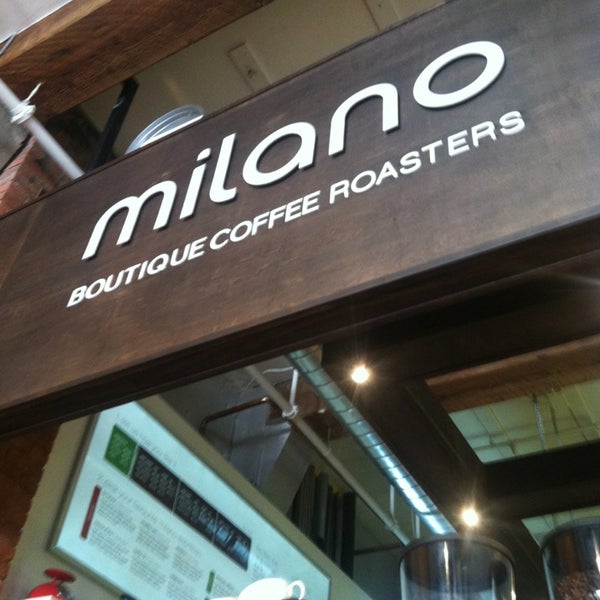 7/19/2013にAdrianna B.がMilano Coffeeで撮った写真