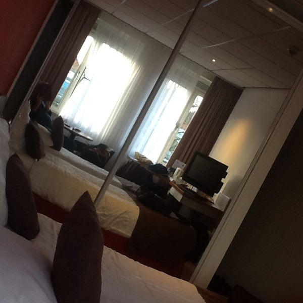 Foto tirada no(a) Hampshire Hotel - 108 Meerdervoort Den Haag por Ulyana I. em 1/3/2014