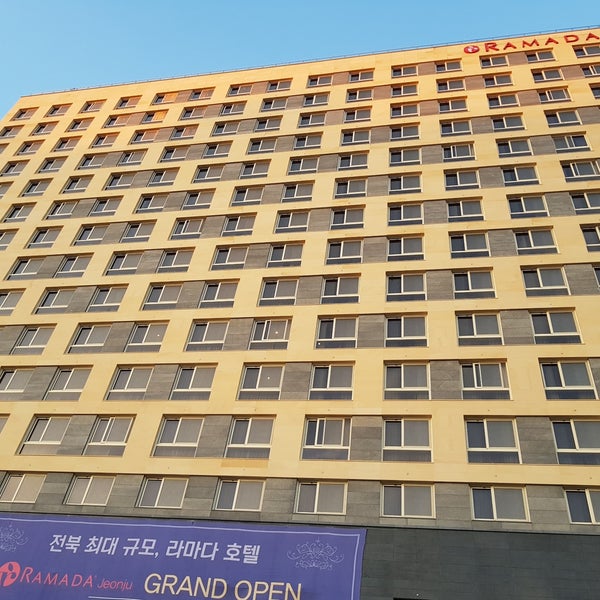 Photos at 전주 라마다 호텔(RAMADA JEONJU HOTEL) - 고사동 - 2 tips Photos At 전주 라마다 호텔(Ramada Jeonju Hotel) - 고사동 - 2 Tips
