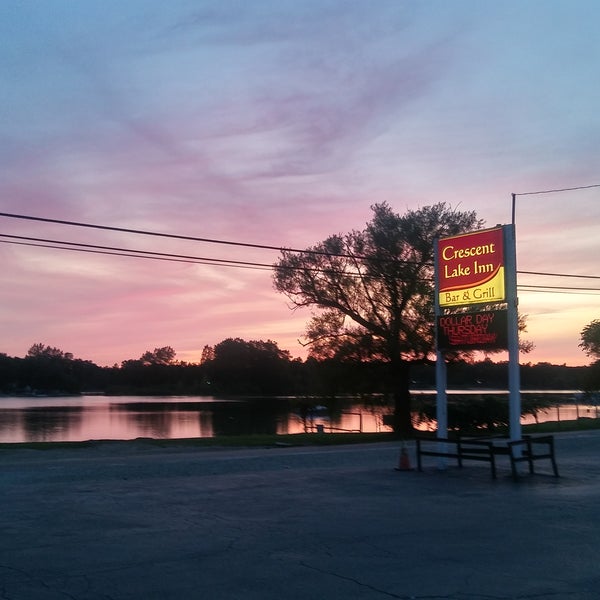 J & L Crescent Lake Inn Waterford, MI