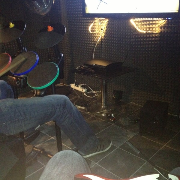 Photo taken at Black PlayStation Cafe by Ert S. on 3/6/2013