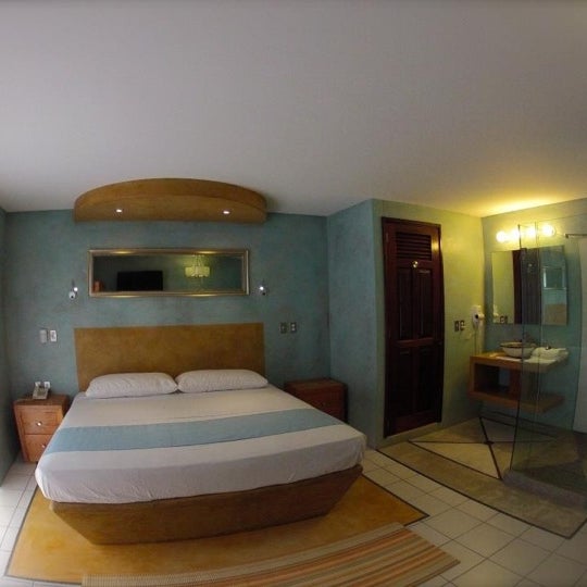 Das Foto wurde bei Hotel Rio Malecon von Karmen C. am 11/27/2012 aufgenommen