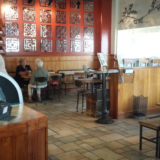 8/19/2013にCassandra H.がBittersweet Catering~Cafe~Bakeryで撮った写真