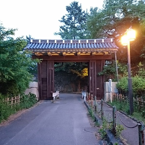 Yurimonium Second Gate