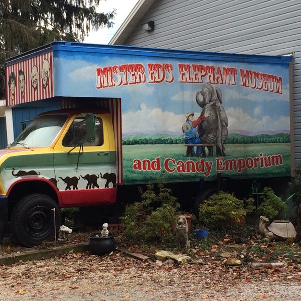Photo taken at Mister Ed&#39;s Elephant Museum &amp; Candy Emporium by Justin D. on 10/13/2015