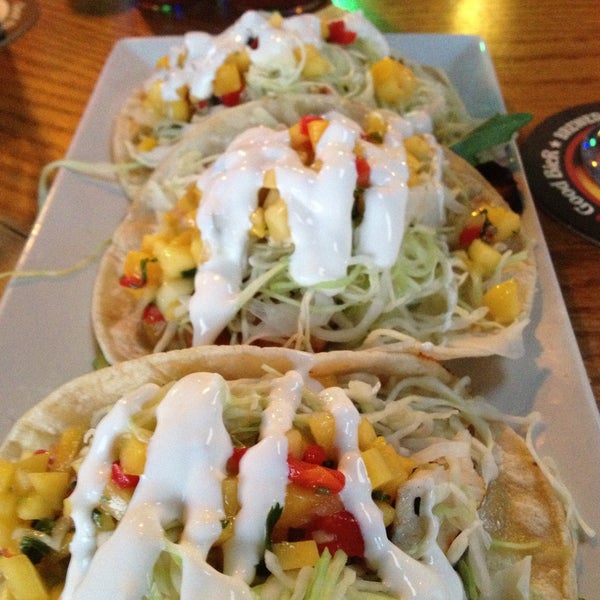 The fish tacos do not taste as good as they look.