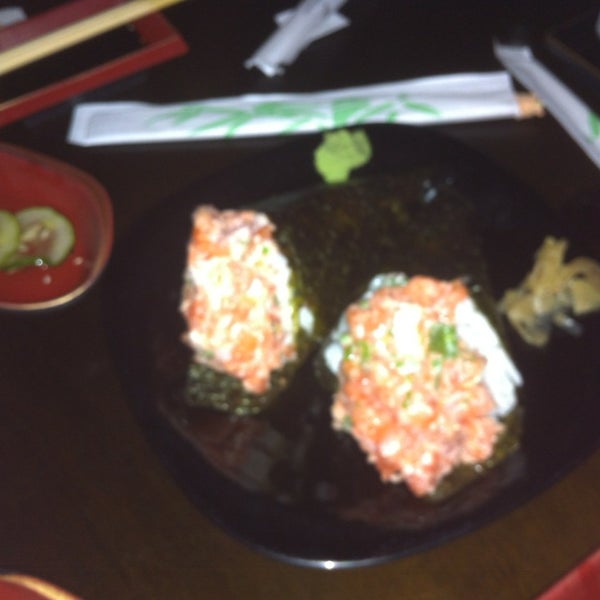 Foto scattata a DJOY Japanese Food da Gabriela Bortolozo L. il 2/19/2013