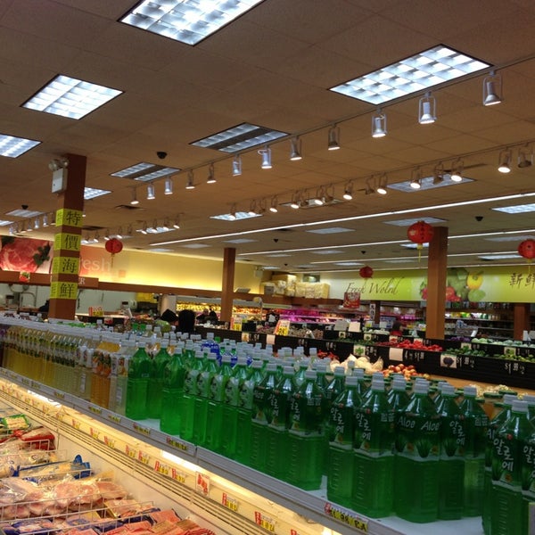Great Wall Supermarket 大中華 Supermercado en Flushing