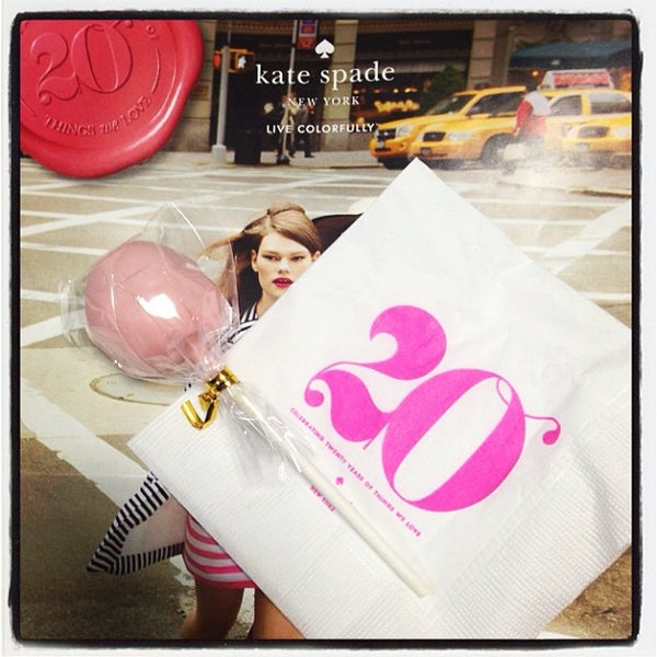 Kate Spade 神戸旧居留地店 中央区 41 Visitors Kate Spade 神戸旧居留地店 中央区 41 Visitors