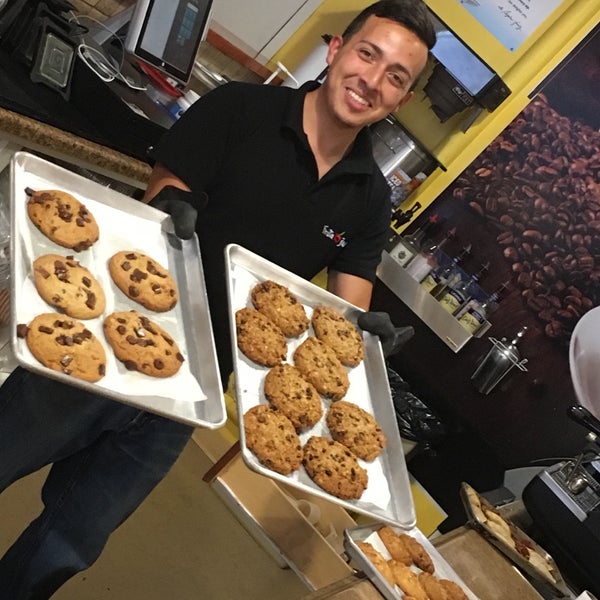 Fruta Juice Barra de jugos en Downtown Bridgeport