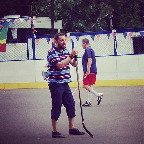 Спортивный клуб метеор. Каток Метеор Бескудниковский район.