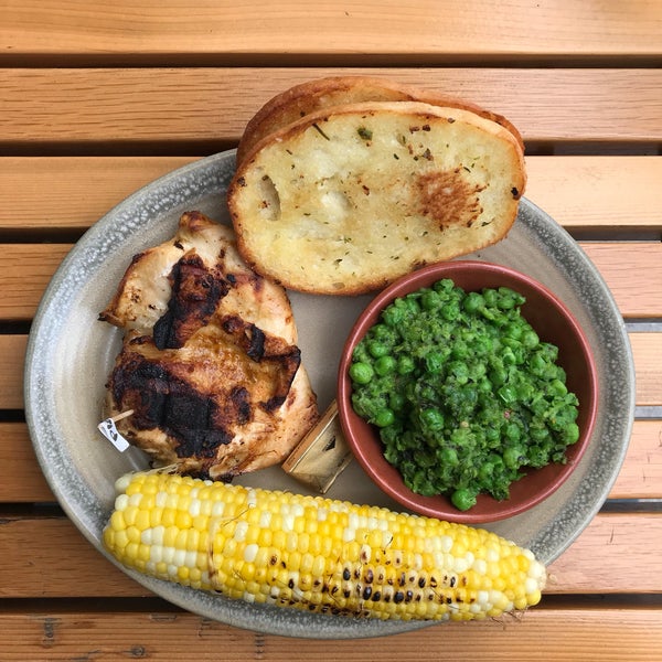 Photo taken at Nando&#39;s by Nelson B. on 7/31/2018