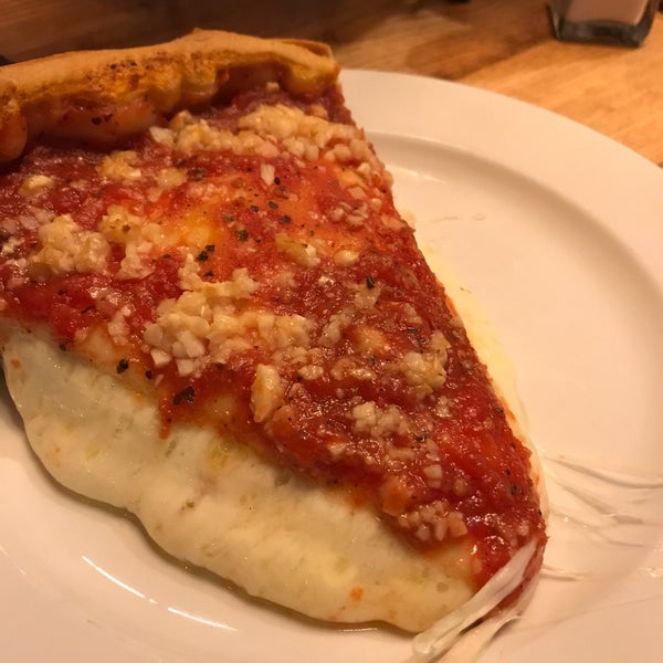 Photo taken at Giordano&#39;s by Nelson B. on 7/30/2017