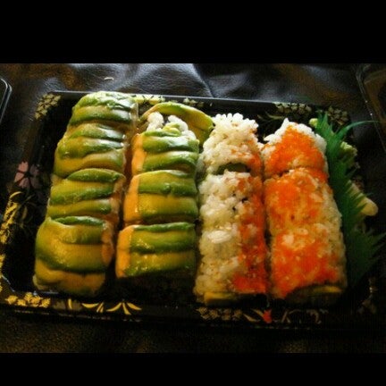 Foto scattata a sushi d da Man_Used Jr.🥶 il 5/16/2013