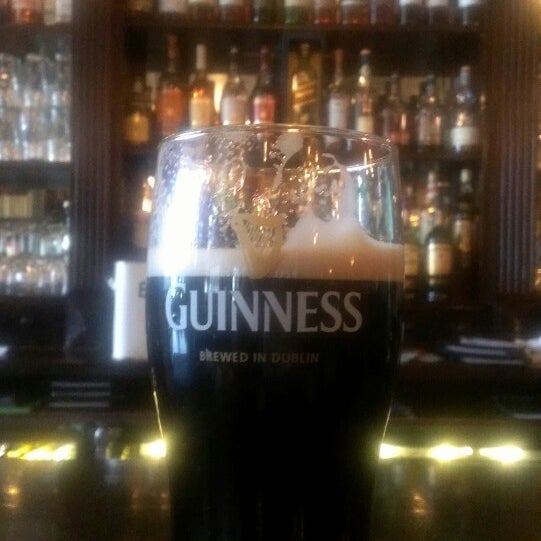 3/18/2013にRob M.がKilkennys Irish Pubで撮った写真