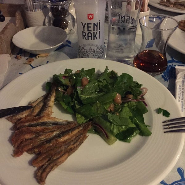 Das Foto wurde bei ÇimÇim Restaurant von Metin A. am 3/16/2017 aufgenommen