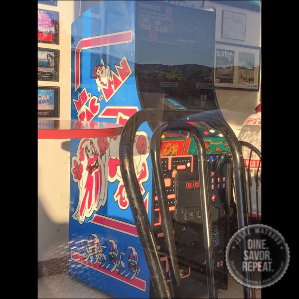 Their “arcade” consist of 1 vintage PacMan arcade machine. #DineSavorRepeat