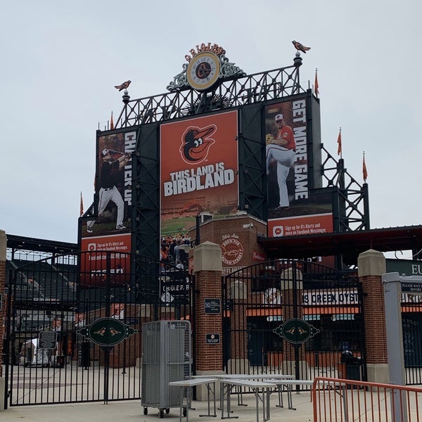 Foto tomada en Pratt Street Ale House  por Rick V. el 8/5/2019