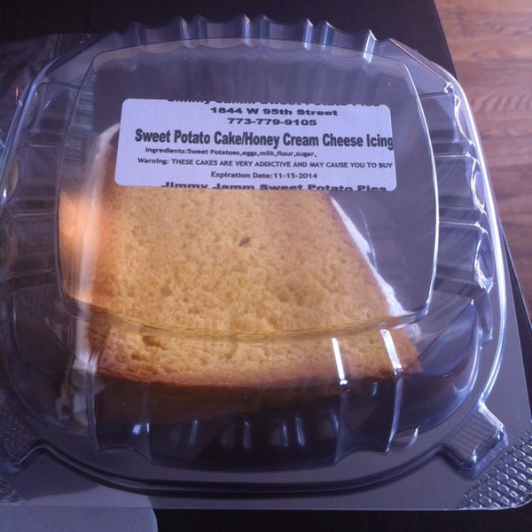 10/24/2014にDeanna M.がAin&#39;t She Sweet Cafeで撮った写真