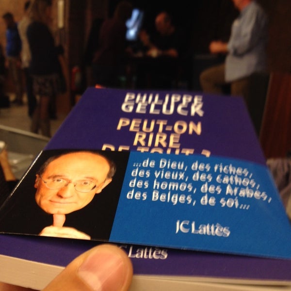 10/19/2013 tarihinde Michael D.ziyaretçi tarafından Librairie Molière'de çekilen fotoğraf
