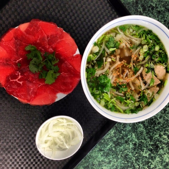 Вьетнамская кухня рецепты. Суп удон бали. Вьетнамский ресторан стерлитамак. Фо бо вьетнамский стрит фуд. Фо ап.