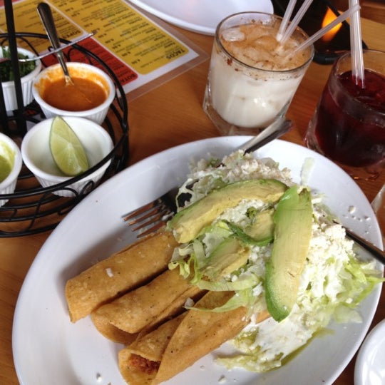 Photo taken at El Tizoncito - Lemmon Ave by Haleigh T. on 12/1/2012