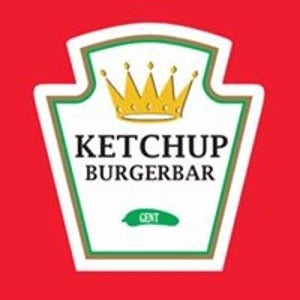 Das Foto wurde bei Ketchup von Ketchup am 5/15/2017 aufgenommen