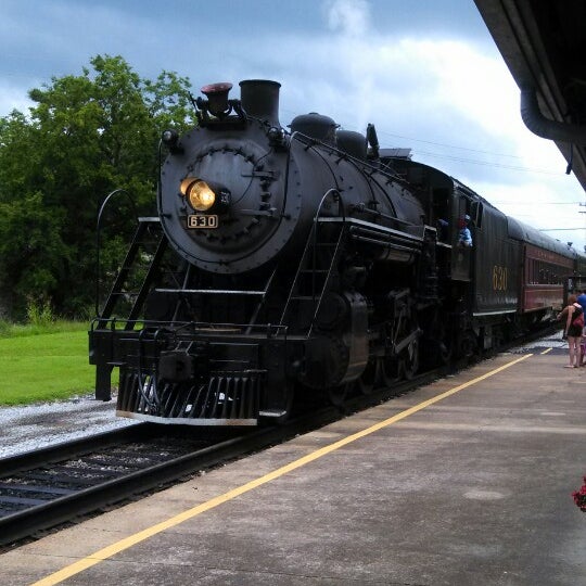 7/14/2013에 Helen S.님이 Tennessee Valley Railroad Museum에서 찍은 사진