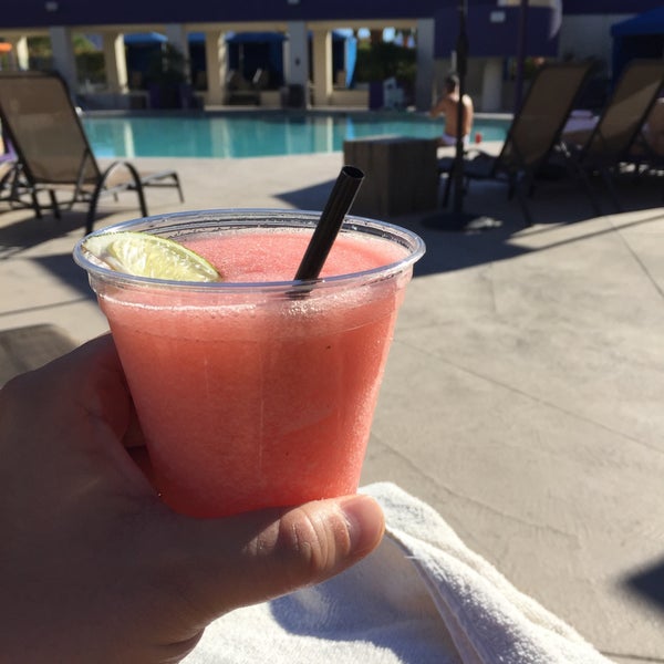 Снимок сделан в Hard Rock Hotel Palm Springs пользователем Vincent O. 11/19/2015