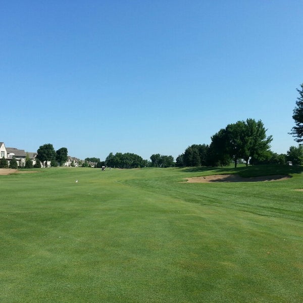 รูปภาพถ่ายที่ Willow Crest Golf Club โดย Brian S. เมื่อ 7/20/2013
