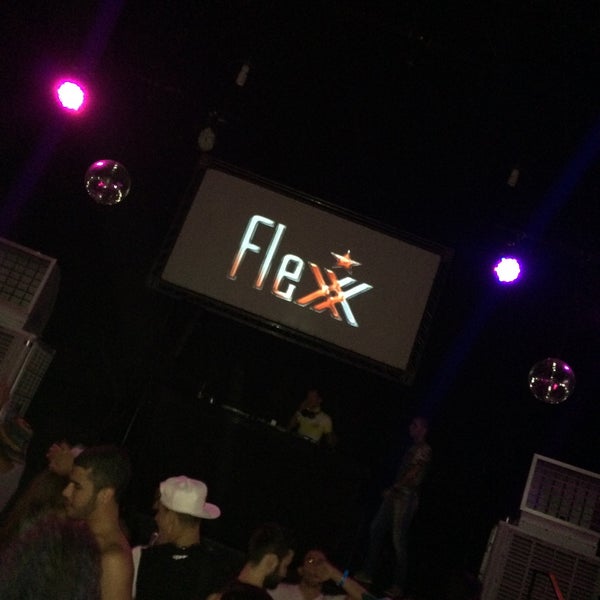 Photo prise au Flexx Club par Fabri A. le1/25/2015