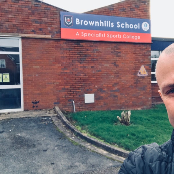 Brownhills School Neighborhood in Walsall