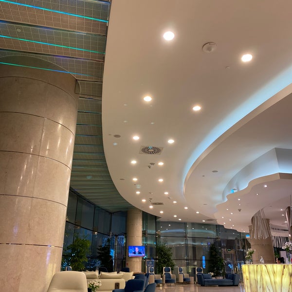 Das Foto wurde bei Sheraton Kuwait, a Luxury Collection Hotel von ❤️ .. am 2/25/2020 aufgenommen
