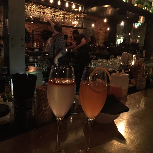 Foto scattata a La Champagnerie da Jenny H. il 11/3/2015