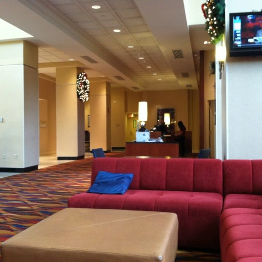 Foto scattata a Pittsburgh Airport Marriott da Scott R. il 12/5/2012