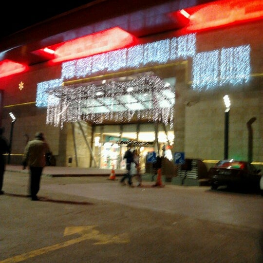 12/2/2012 tarihinde Aslı K.ziyaretçi tarafından Atlantis Alışveriş ve Eğlence Merkezi'de çekilen fotoğraf