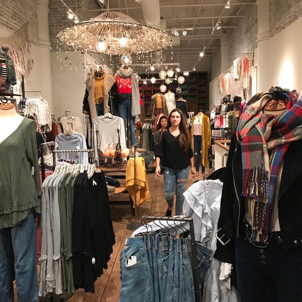 Free People Gets Its Largest Store at Rockefeller Center - Racked NY
