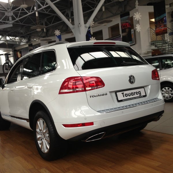 รูปภาพถ่ายที่ Volkswagen Атлант-М โดย Александр П. เมื่อ 4/24/2013