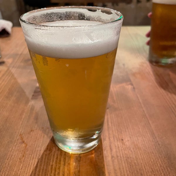 Beer Belly Pub in 西区