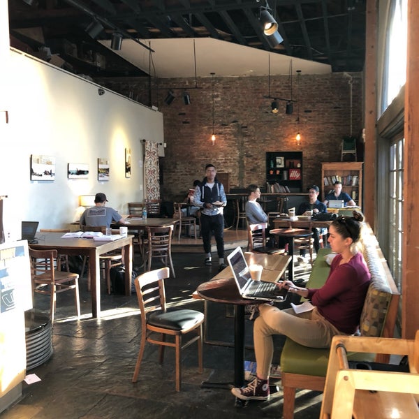 12/20/2018にjeejがPortfolio Coffeehouseで撮った写真