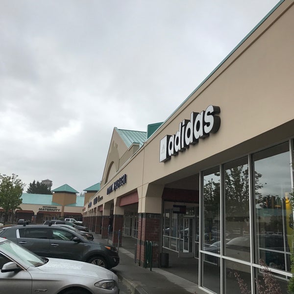 Columbia Gorge Outlets - 6 tips