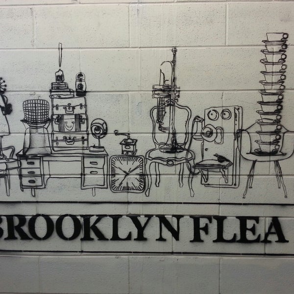 Foto scattata a Brooklyn Flea - Crown Heights da Diana C. il 11/23/2014