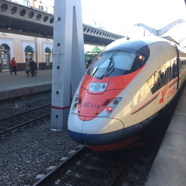 Эвс1 сапсан marklin. 759 сапсан. Скоростной поезд сапсан москва санкт-петербург. Сапсан москва санкт-петербург. 759 сапсан.